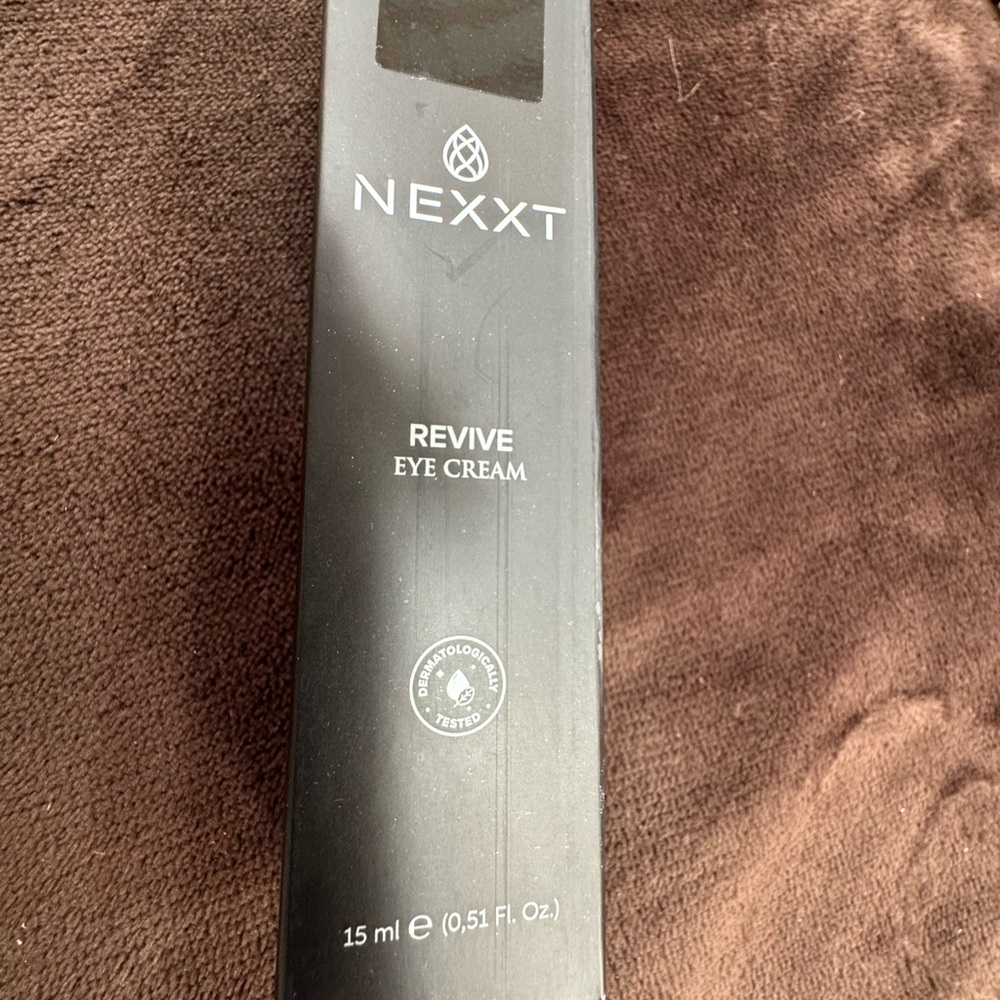 Nexxt Eye Revive Cream sealed 50.00 value